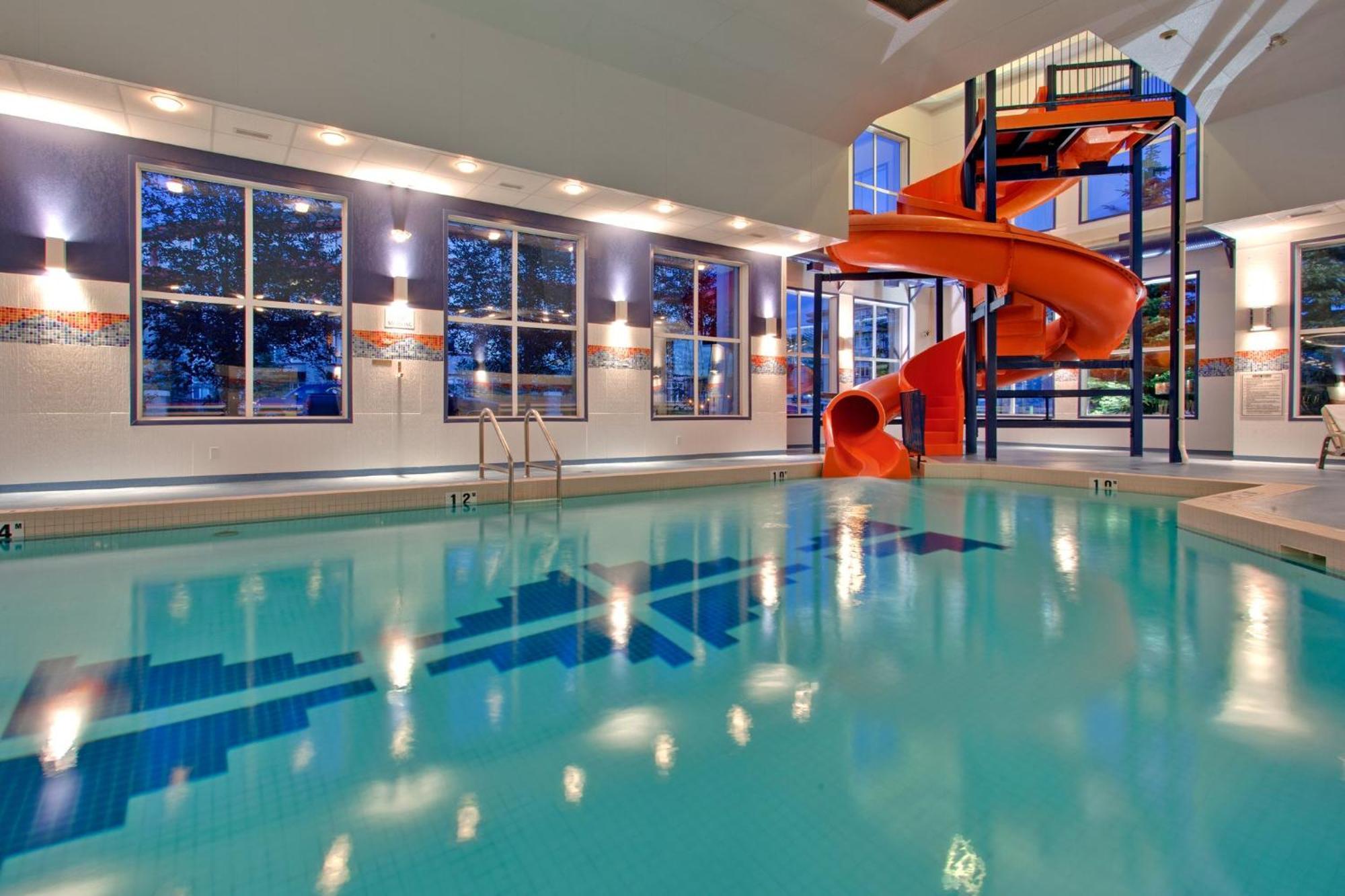 Holiday Inn Express Calgary South By Ihg Zewnętrze zdjęcie