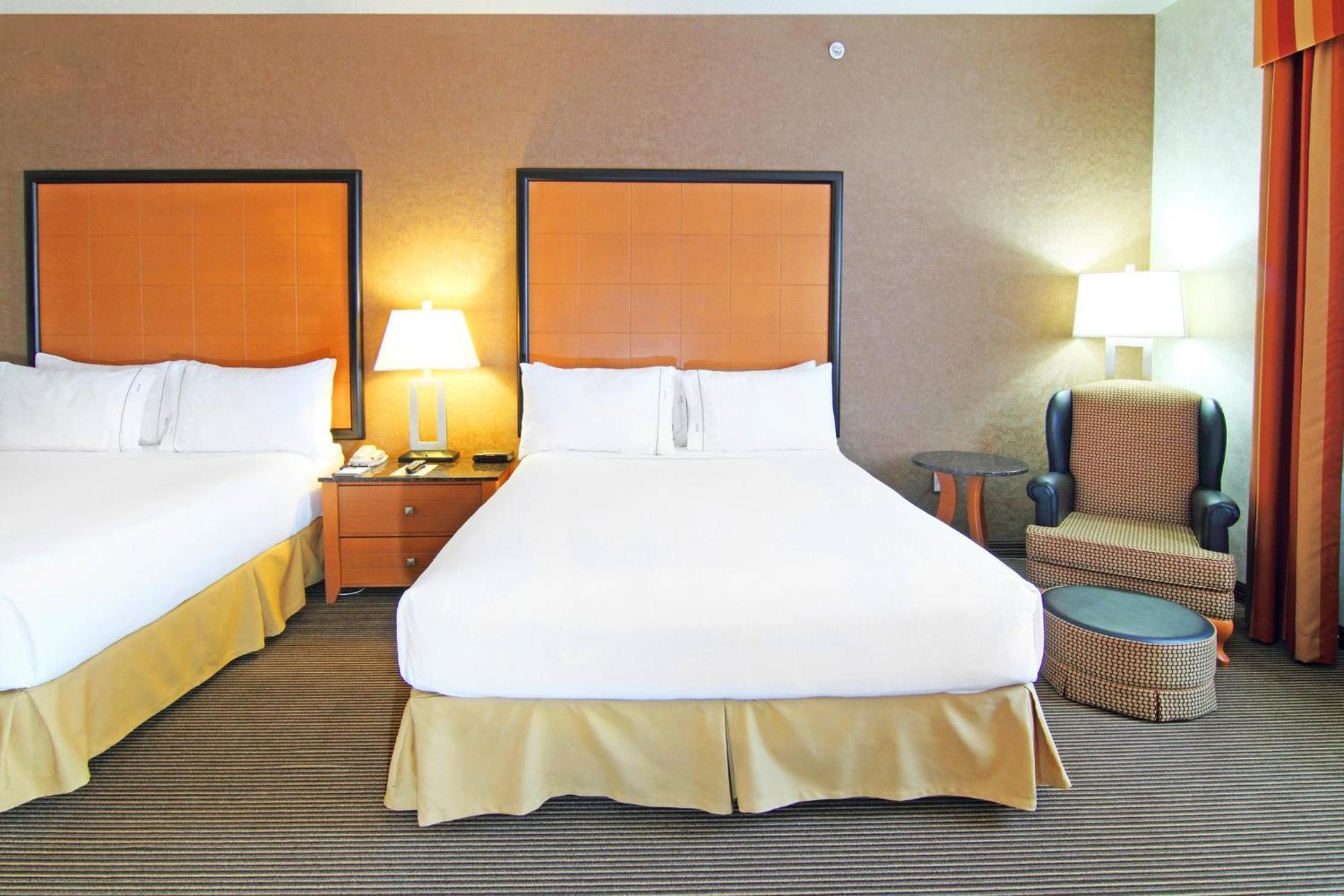 Holiday Inn Express Calgary South By Ihg Zewnętrze zdjęcie