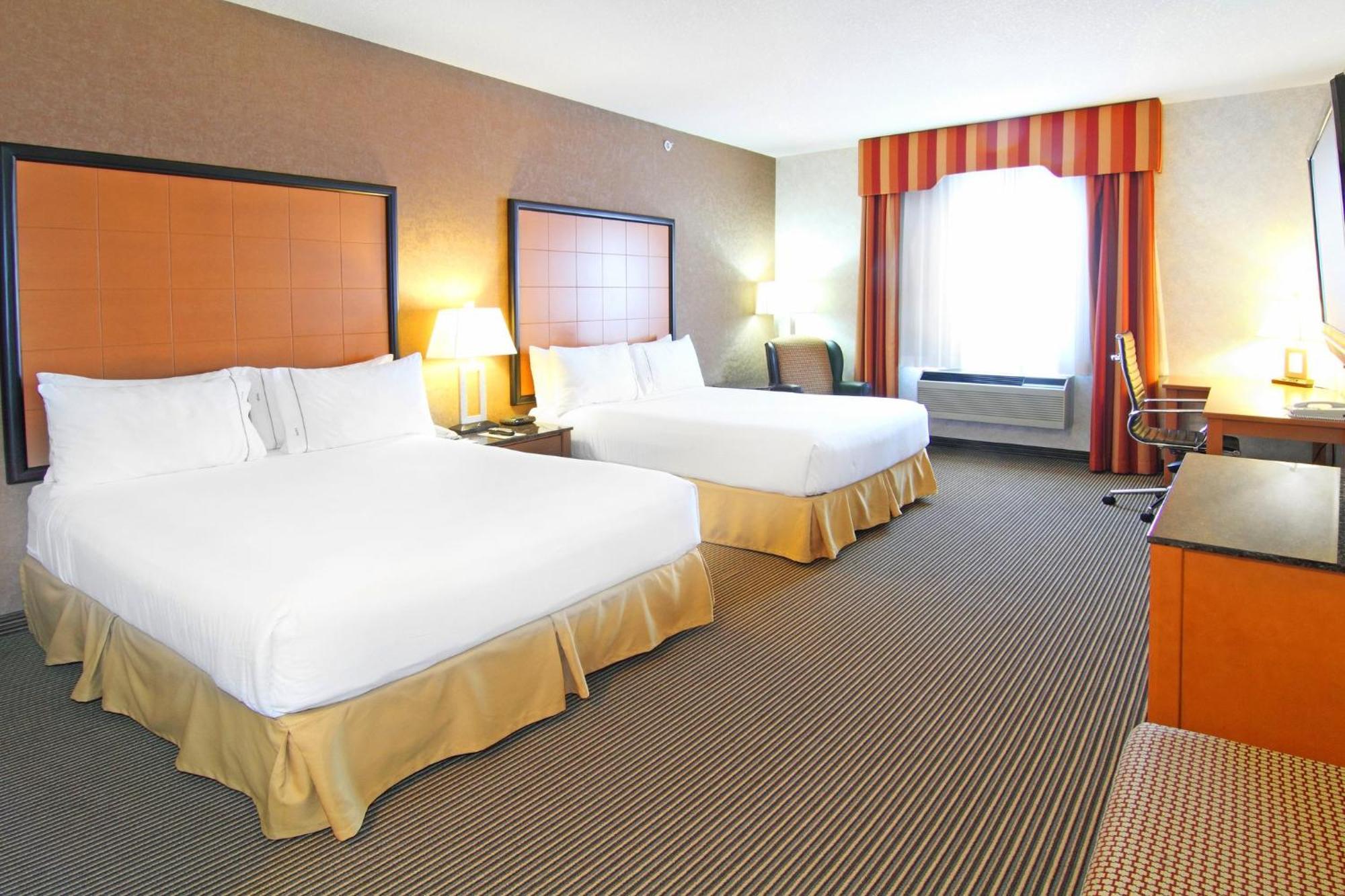 Holiday Inn Express Calgary South By Ihg Zewnętrze zdjęcie