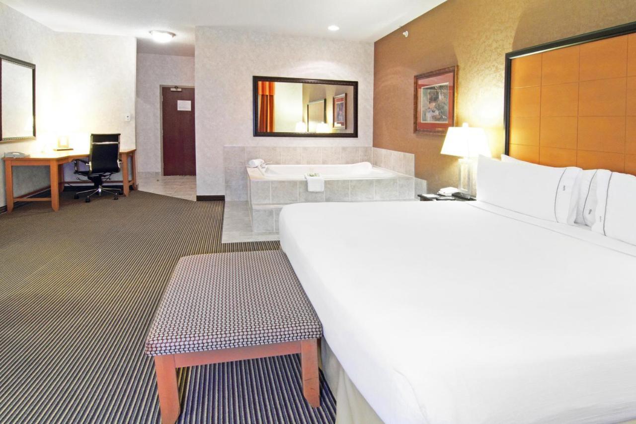 Holiday Inn Express Calgary South By Ihg Zewnętrze zdjęcie